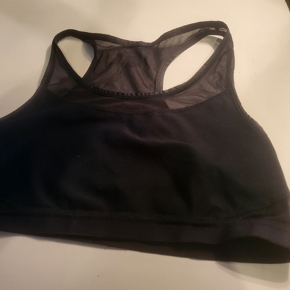 Fabletics Black Shear Sports Bra Size Medium